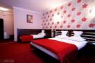 Double standard bed plus single standard bed